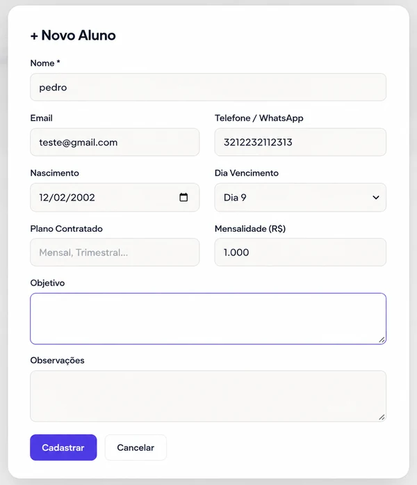 FitGestão no celular — dashboard com alunos ativos e sessões do dia